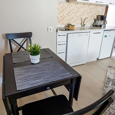 Apartamento Dolphin Residences - Begonya 1 *