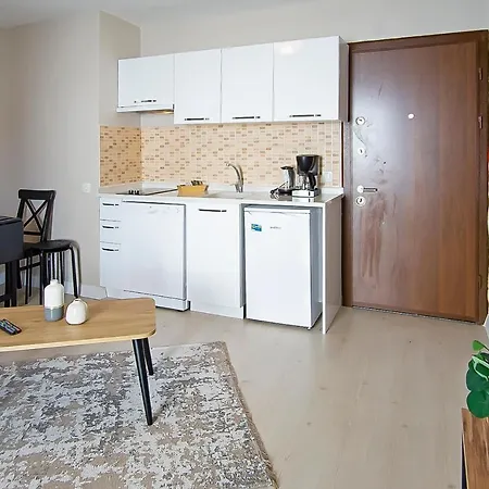 Dolphin Residences - Begonya 1 *
