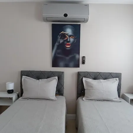 Apartmán Dolphin Residences - Begonya 1 *